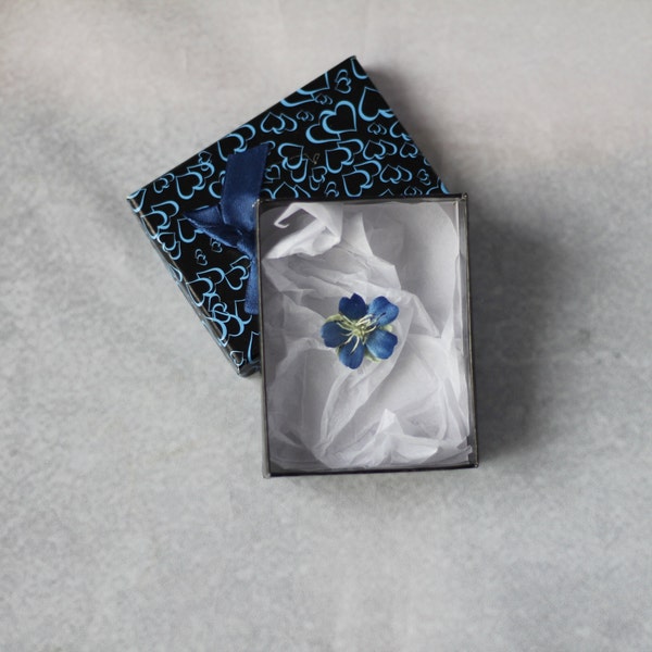 Forget me not pin. Wedding boutonniere. Something blue.
