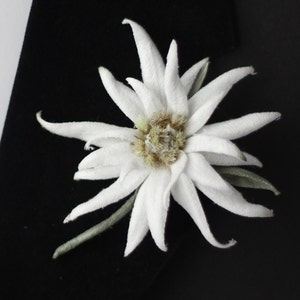 Edelweiss, winter boutonniere, lapel pins men
