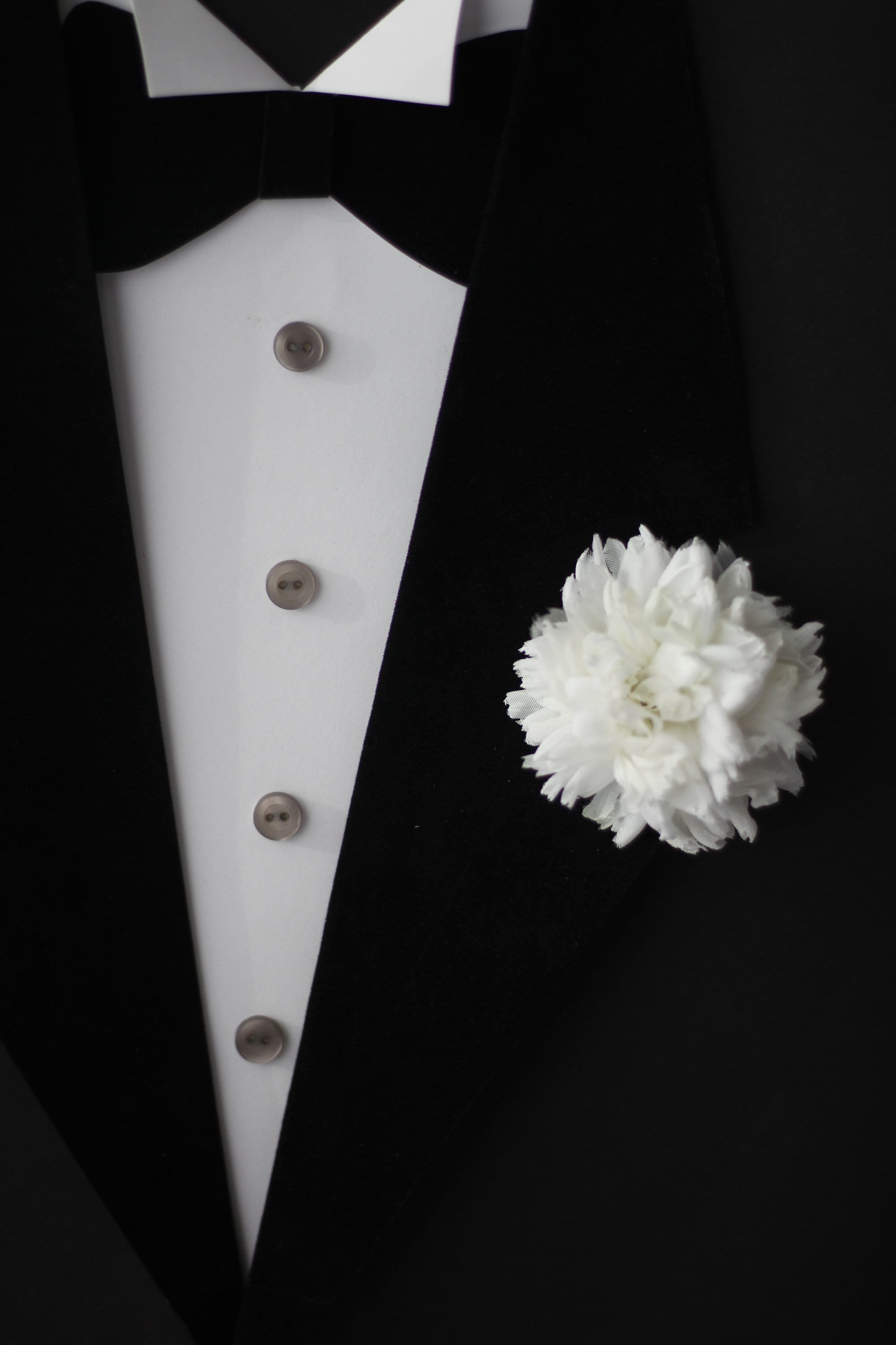 Buy Carnation Boutonniere for Men Online in India - Etsy, image size:2000x3000