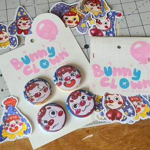 Pegatina de conejito payaso: lindo conejito de circo Chibi con tema de estrellas, luna y espacio
