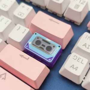 Custom 1.5u Tab WalkMan Keycaps Retro,Novelty Artisan Resin Keycap,for Cherry MX Switch Gaming Mechanical Keyboards,Gift Collection NO.3