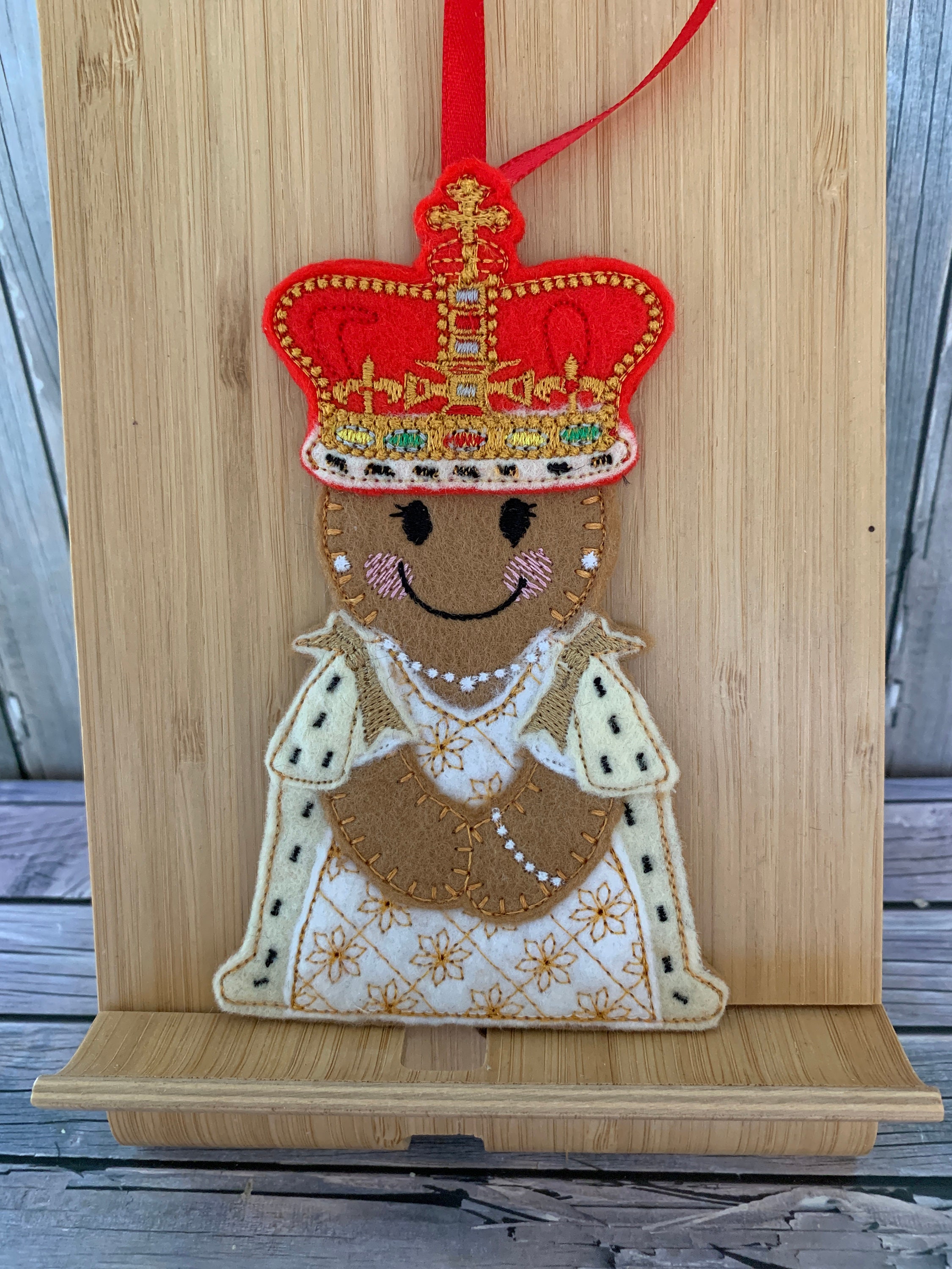 Gingerbread Queen - Etsy, image size:2250x3000