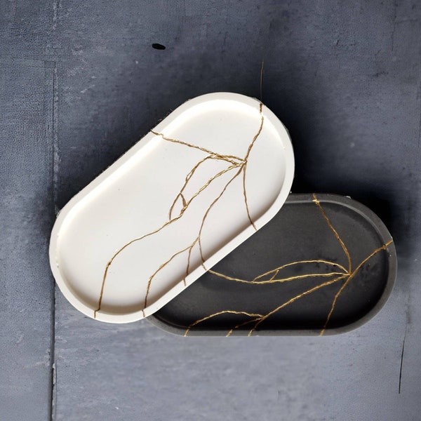 plateau kintsugi, cadeau fête des mères, idées cadeaux d'anniversaire, cadeaux uniques-minimalistes, plateau ovale en béton, plat pour bougies-bijoux