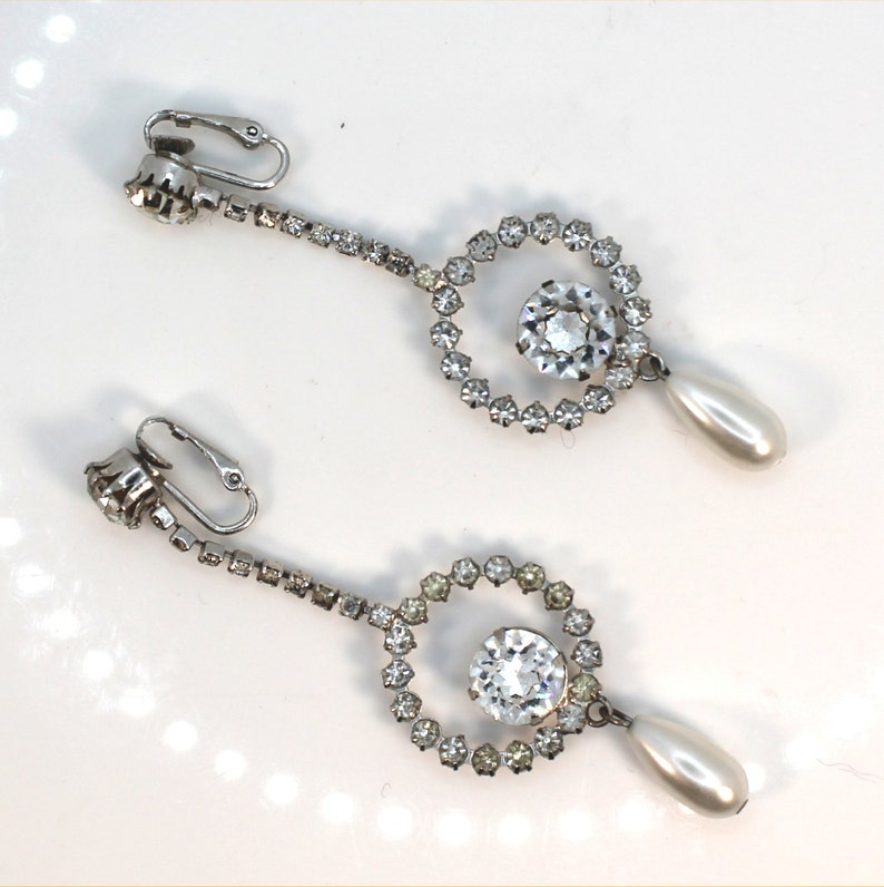 DINNER DANCE Vintage Rhinestone Pearl Silver Dangle Drop Mid Century 1950s Long Clip On Earrings