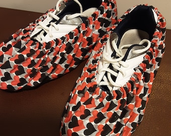 Hearts design bowling shoe covers