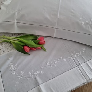 Machine embroidered sheet in pure cotton percale of the highest quality sheet cotton
