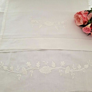 Prestigious 1+1 pure linen towels with satin stitch embroidery handmade towel
