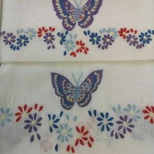 Prestigious 1+1 pure linen towels with satin stitch embroidery handmade towel