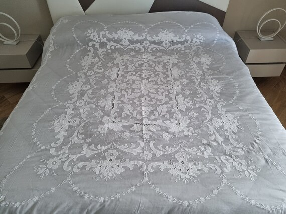 Œuvre unique - Nappe en organza de lin précieux avec