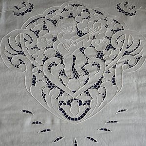 Majestic pure linen bedspread Bellora hand-carved embroidery bedspread linen