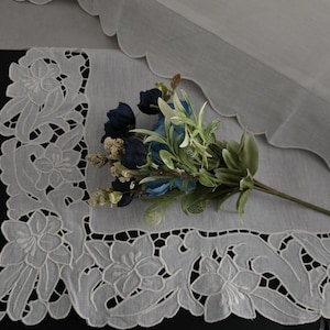 pure linen sheet Bellora with hand-cut embroidery ecru&#39; color sheet linen