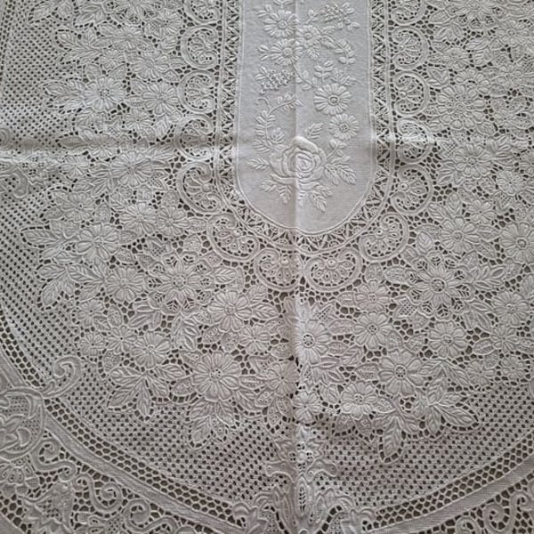 Nappe Ancienne x12 en pur lin entièrement brodée à la main