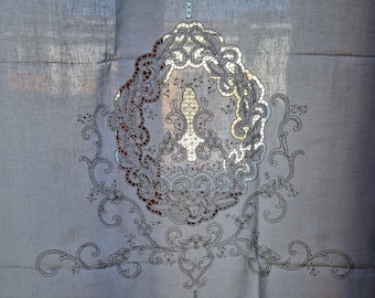 Precious curtain in pure linen with hand carving embroidery 210 x 300 cm curtain linen