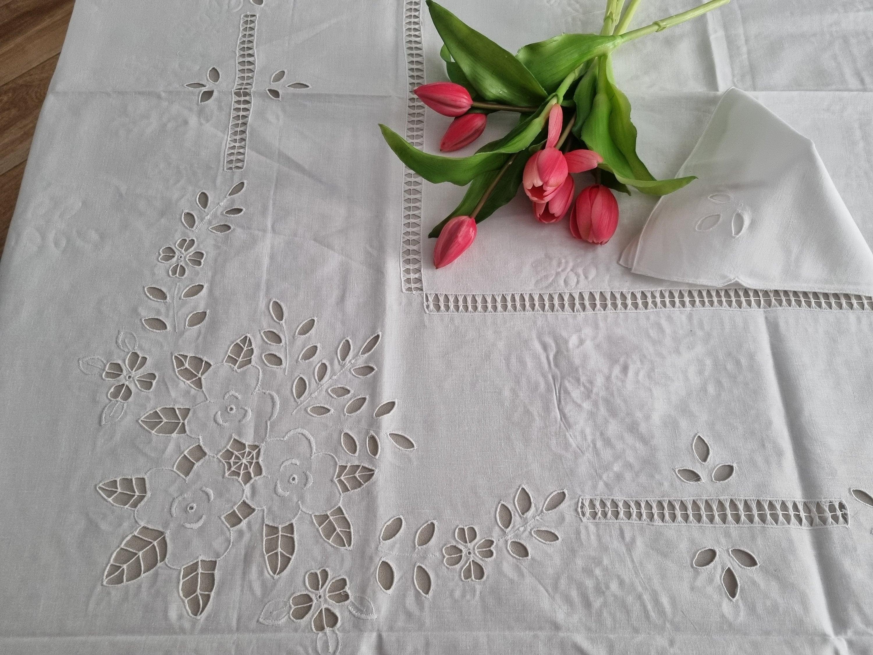 Nappe Brodée Coton Blanc 1,83m X 3,15m - Très Grande Taille - Occasion TBE Fait Main Hong Kong