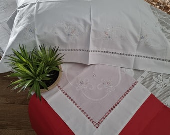 Charming percale cotton sheets with satin stitch embroidery by hand sheets cotton