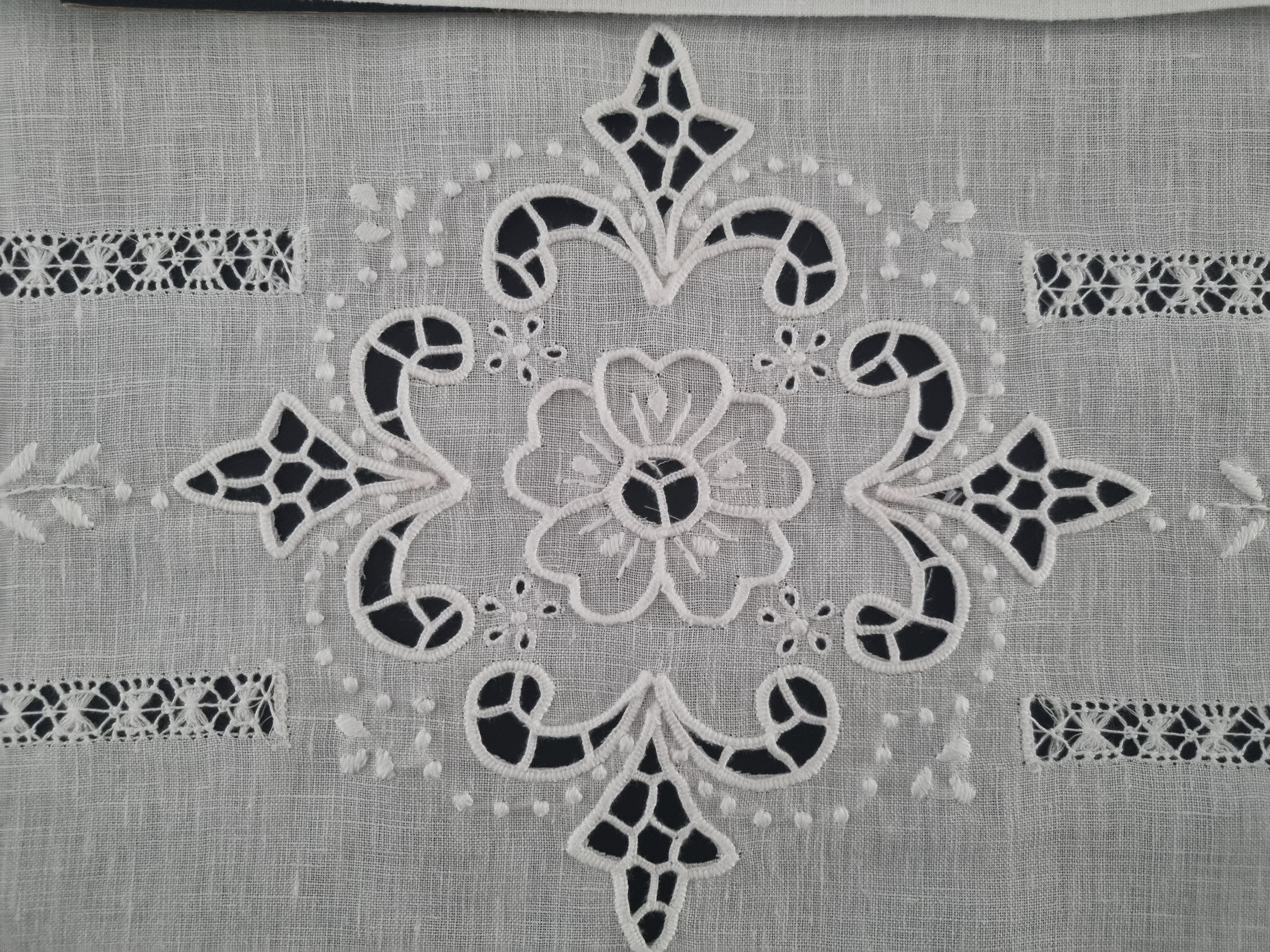 Serviette de Table Coton Broderie – Personnalisée Mariage et repas