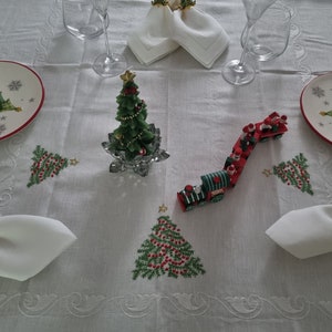 Christmas tablecloth embroidered in pure linen Bellora 12 places 175 x 270 cm Tablecloth linen christmas