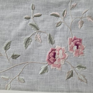 Rich pure linen embroidered tablecloth with hand finishing 185 x 280 cm 12 place tablecloth linen