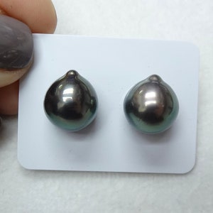 South Sea Tahitian Baroque Drop Pearl Pair 11.5mmx12.7mm,Natural Peacock Overtones, Excellent Luster, Undrilled, High Quality