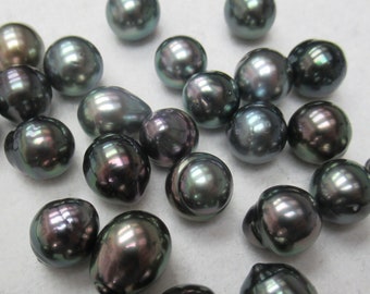 South Sea Tahitian Circle' Pearl Natural Vivid Peacock Colors 8mm-12mm High Quality Exotic Tahitian Genuine Pearl Undrilled - 1 Piece