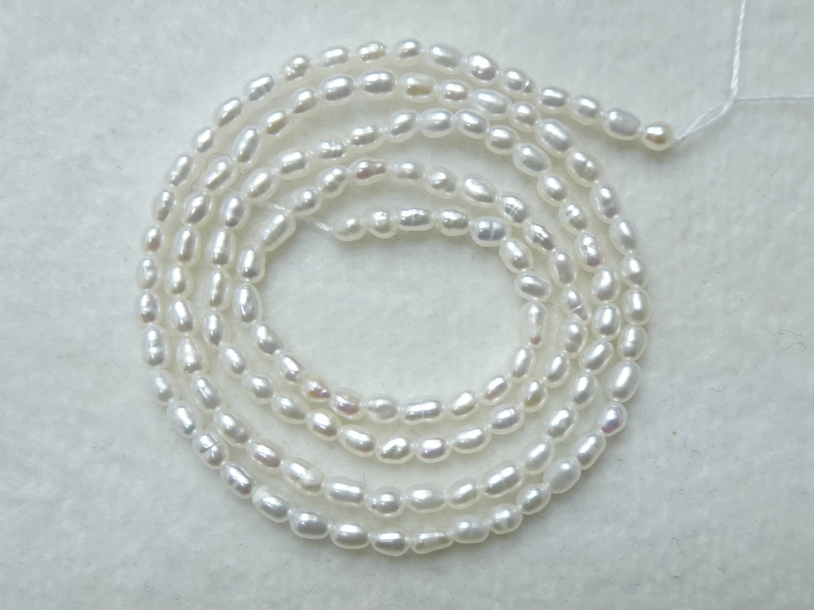 Oval Pearl Beads, 5-6mm Rice Shape, Freshwater Pearl, Natural White Color  Pearls, Genuine Fresh Water Small Pearl, Full Strand, FM400-XS 