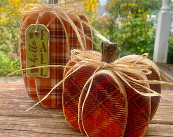 Rustic Wood Pumpkin Shelf Sitter: Upcycled Fall Decor