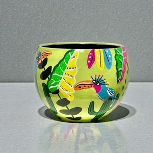 Hand-Painted Toucan Jungle Planter – Round Clay Flowerpot