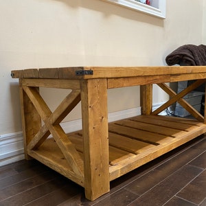 Beautiful Farmhouse Coffee table