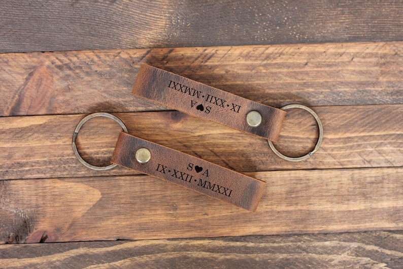 Personalized Leather Couples Keychain Set, Laser Engraved Leather Keychain, Anniversary Gift for Boyfriend Girlfriend, Couples Gift image 1