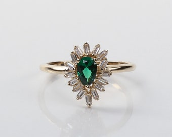 Delicate Pear Cut Genuine Emerald Ring with Baguette Diamonds, 14k Gold Dainty Multi Stone Emerald Ring, Valentine's Day Sale, Emerald Ring