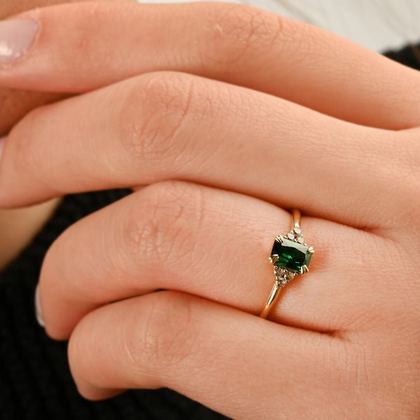 Unique 14k Stacking Emerald Ring, 14k Gold Dainty Emerald Ring, Emerald Cut Emerald Ring, Delicate Emerald Jewelry, Labor Day Sale, Gift