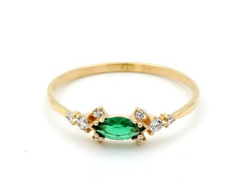 Cluster Genuine Emerald Ring, Gold Green Emerald Ring, Dainty Stack Emerald Ring, Unique Emerald Ring, Emerald Joint Ring, May Birthstone
