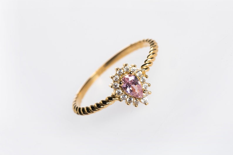 Pink Sapphire Dainty 14k Gold Minimal Ring Sapphire Jewelry Pink Sapphire Ring Cluster Ring Black Friday Sale Pear Cut Sapphire Ring