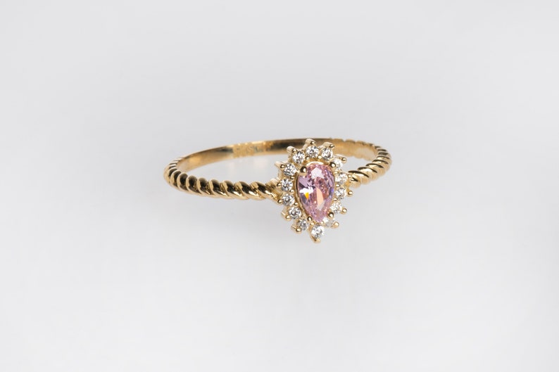 Pink Sapphire Dainty 14k Gold Minimal Ring Sapphire Jewelry Pink Sapphire Ring Cluster Ring Black Friday Sale Pear Cut Sapphire Ring