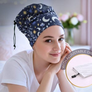 Protector para dormir con pelo rizado, Gorro azul para rizos con cordón ajustable. Accesorios para el cabello rizado. Estampado azul magia