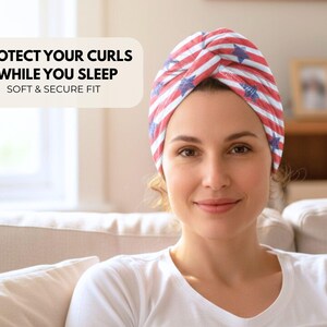 Curly Hair Sleep Protector – BASIC One Size | Lightweight Bonnet Alternative for Curly Method, Night & Daily Curl Care, Stripped with stars