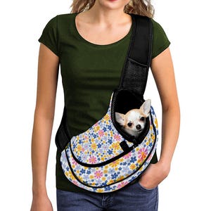 Custom Dog Sling Carrier – Small Pet Crossbody Bag with Breathable Mesh, Hands-Free Puppy Travel Knapsack