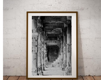 Black and white India Temple. Printable Wall Art. Monochrome. Wall art. Architecture.Monument Picture.Photo Frame Art.Delhi.  Monochrome.