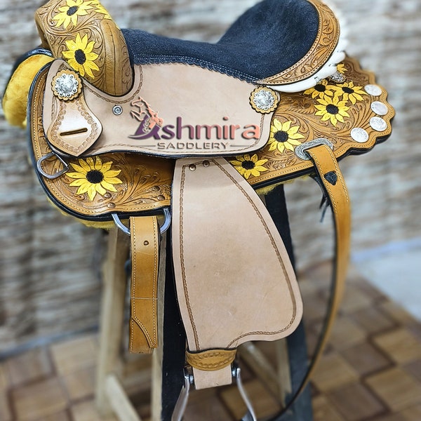 Western Saddle leather Pleasure Trail Hand Tooled  Horse Saddle with Tack Set Free Shipping