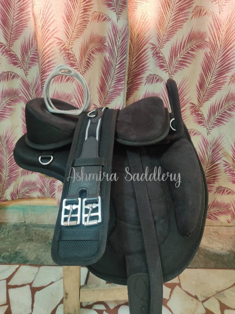 Light weight Treeless English Saddle With Safety Hande 10" to 19" Inch Free Matching Girth and Stirrups Free shipping