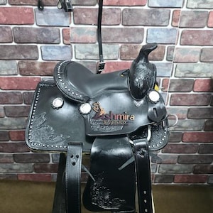 Hand Carved Leather Western Saddle: Pleasure Trail Barrel Racing with Headstall & Reins