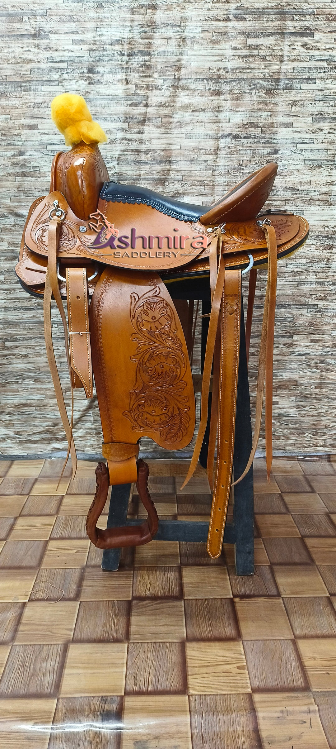 Western Barrel Leather Horse Saddle, Comfort Seat Trail Horse Racing