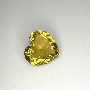 Honey Quartz Heart Shape AAA/AA Quality Loose Gemstone from 19x19.80x10.40 MM Loose gemstone Making For Jewelery Heart Cut Gemstone