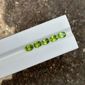 Peridot Oval Cut Faceted 100% Natural Loose Gemstone Calibrated Size 5 pieces Lot