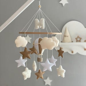 Custom Baby Crib Mobile with Initial – Neutral Hot Air Balloon Mobile – Personalized Baby Gift – Cloud and Star Nursery Decor