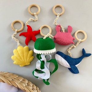 Juguetes de gimnasio para juegos de bebés, Aprendizaje de niños pequeños, Juguetes Montessori, Fidget silencioso, Decoración de vivero oceánico, Decoración de ballenas, Gimnasio para bebés de madera, Regalo por primera vez