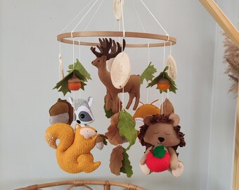 Woodland Baby Mobile, Crib Nursery Mobile, Montessori Mobile, Hanging Mobile, Deer Raccoon Hedgehog Squirrel Felt Animals, Postpartum Gift