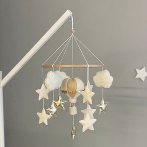 Hot Air Balloon Baby Mobile, Gender Netural Crib Mobile, Felt Baby Mobiles, Travel Baby Mobile, Monochrome Mobile, Personalized Baby Gift