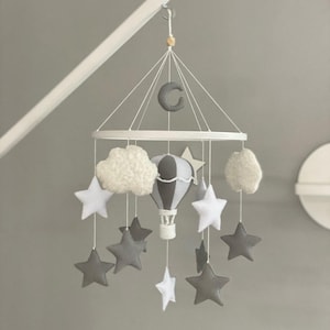 Hot Air Balloon Neutral Gray Crib Baby Mobile, Baby White Mobile, Felt Mobiles, Nursery Baby, Cloud mobile, unique gift for mom