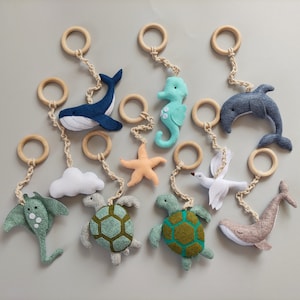 ベビープレイジムおもちゃ、クジラジムおもちゃ、航海おもちゃ、クジラ保育アクセサリー、モンテッソーリおもちゃ、吊り下げフェルトおもちゃ